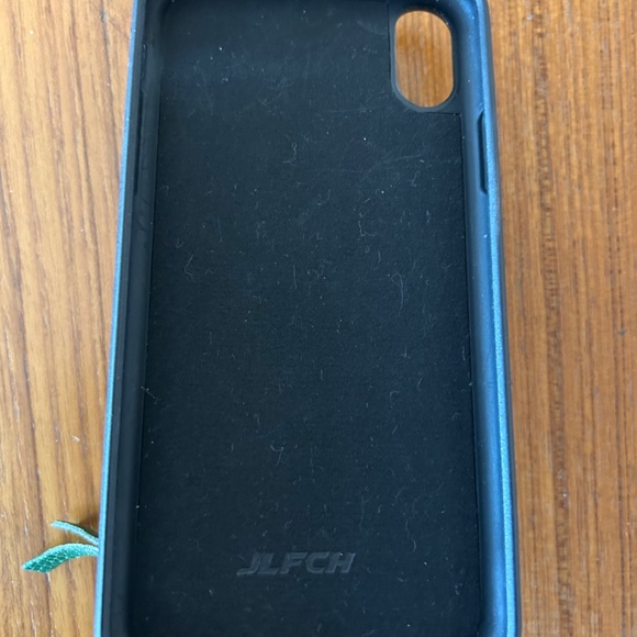 Battery case for iPhone XR with card holder - Picture 2 of 3